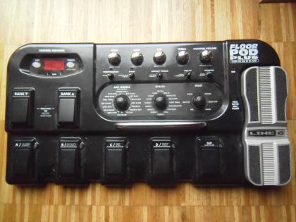 Line 6 Floor Pod Plus Gitarrenverzerrer Effektgerät Modulator